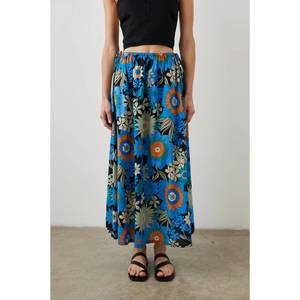 NEW RAILS beech skirt in azul wildflower